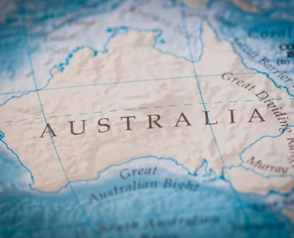 Ciekawostki o Australii – dalekim raju i kontynencie. Na zdjęciu Australia na mapie.